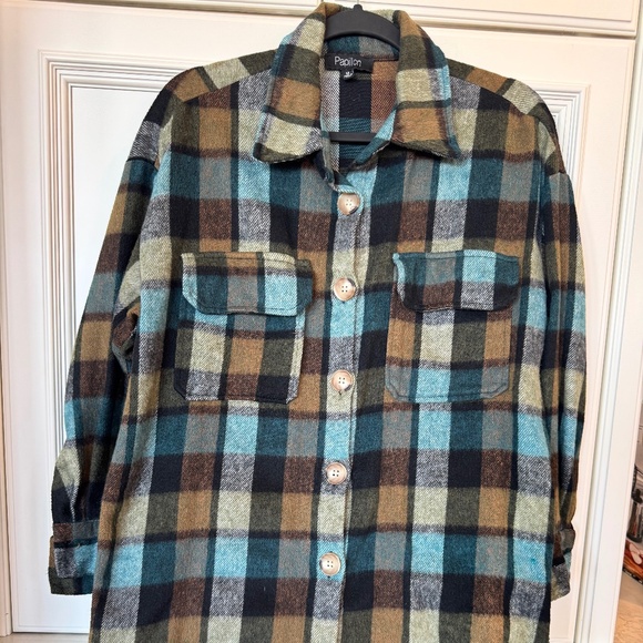 Papillon Plaid Shirt Jacket-Sz Medium (Barely Used) - Picture 2 of 3